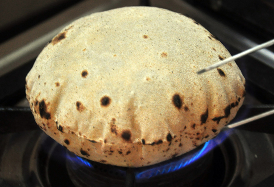 Roti and Cancer Risk: Myth Busted! Watch Video to Cook with Confidence (and Deliciousness)!