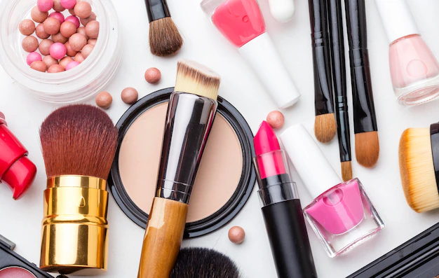 Uncover the Hidden Dangers: Watch Our Video on Cancer-Causing Chemicals in Beauty Products