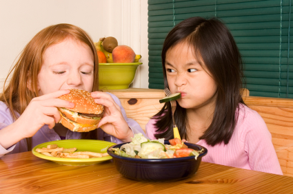 6 Ways to Ensure Your Children Prefer Healthy Food Over Junk