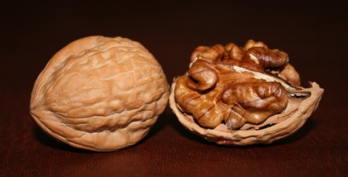 Unlock the Power of Walnuts: Discover Their Incredible Health Benefits for a Longer, Healthier Life