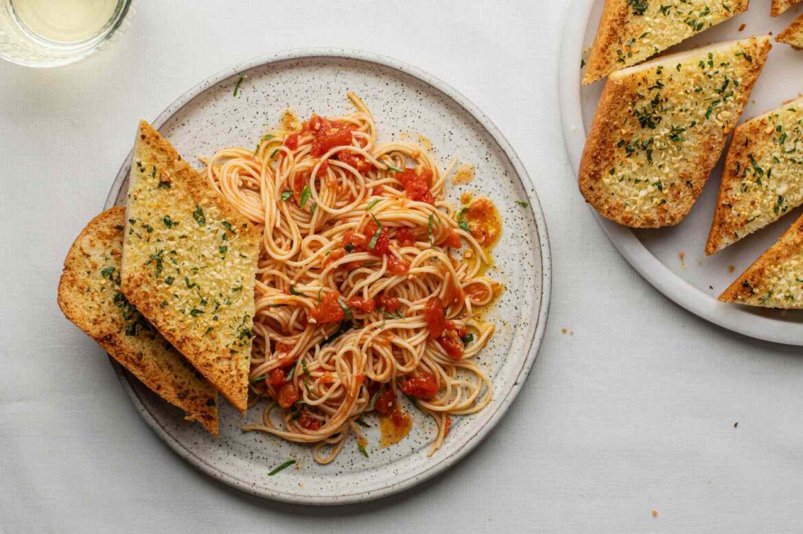 Can’t Resist Bread and Pasta? Study Reveals Connection Between Carb Cravings and Ancestral Genetics