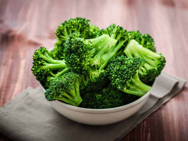 "Broccoli: The Ultimate Superfood for Longevity and Wellness – Discover Its Life-Extending Benefits!"