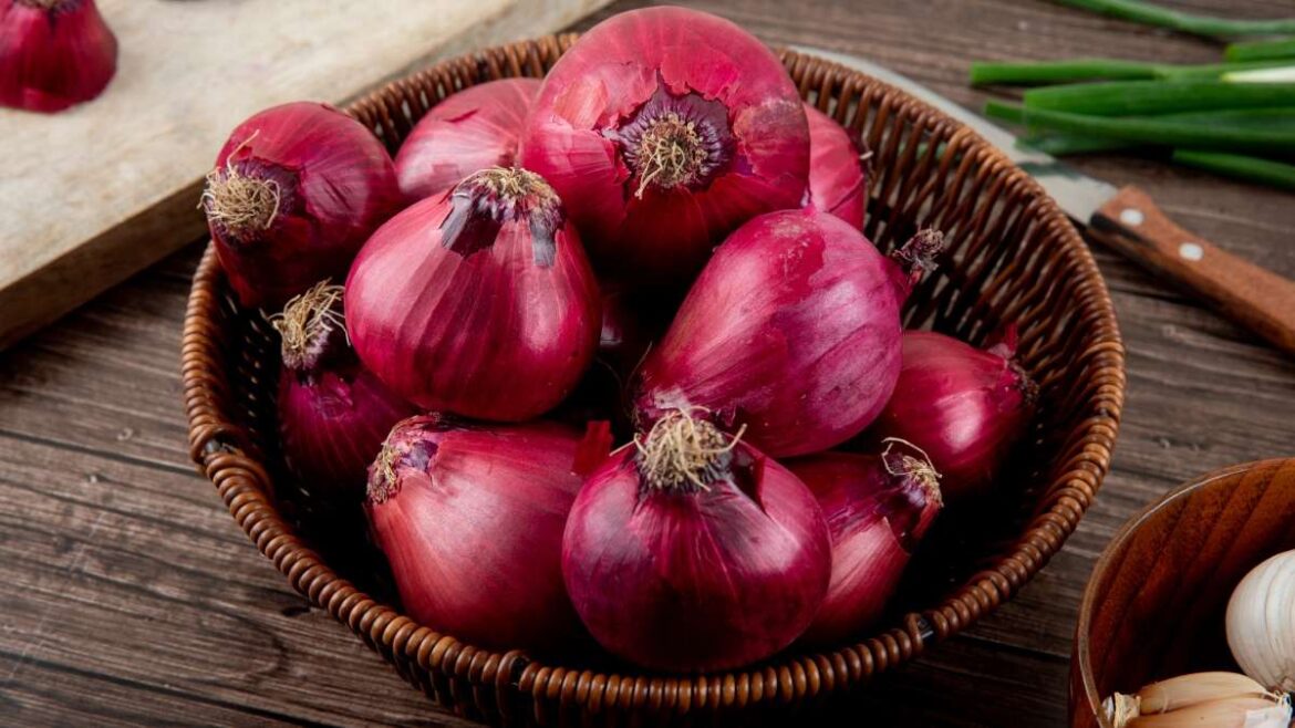 Can Onions Help Control Diabetes? Research Reveals a 50% Drop in Blood Sugar Levels