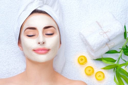 "Unlock the Secret to Glowing Skin: DIY Natural Skincare Recipes You Can Make at Home!"