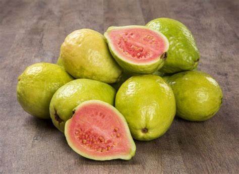 "Guava: The Winter Superfood for Immunity, Digestion, and Overall Health"