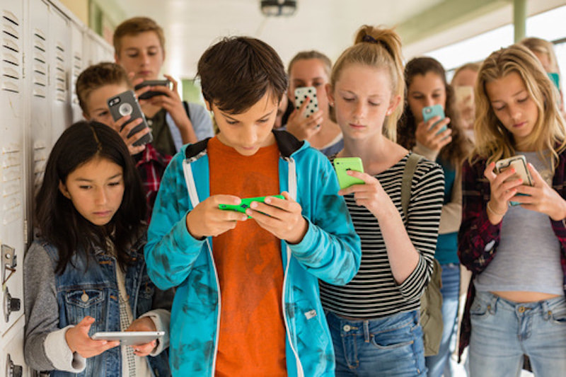 Teens, Tech, and Tension: How Social Media Shapes Young Minds